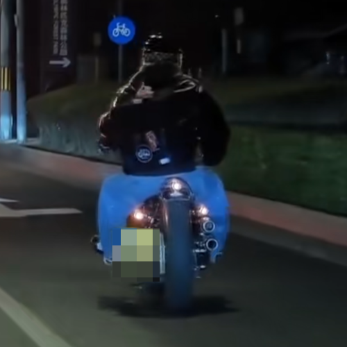 640 (2)